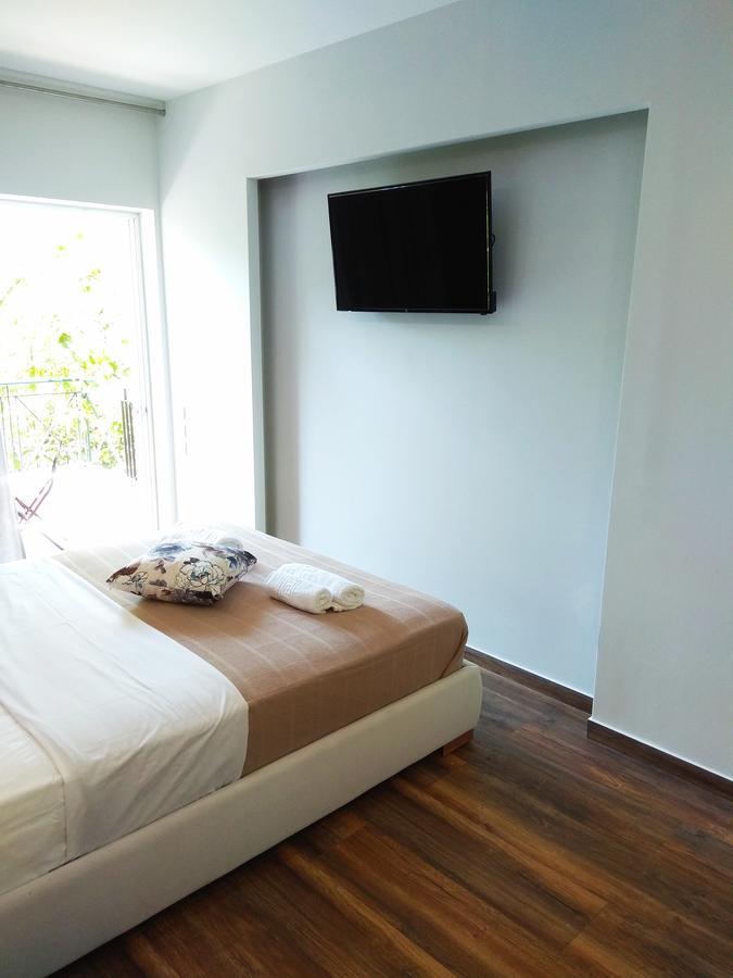 カラマタ Limonchello Bed & Breakfast エクステリア 写真