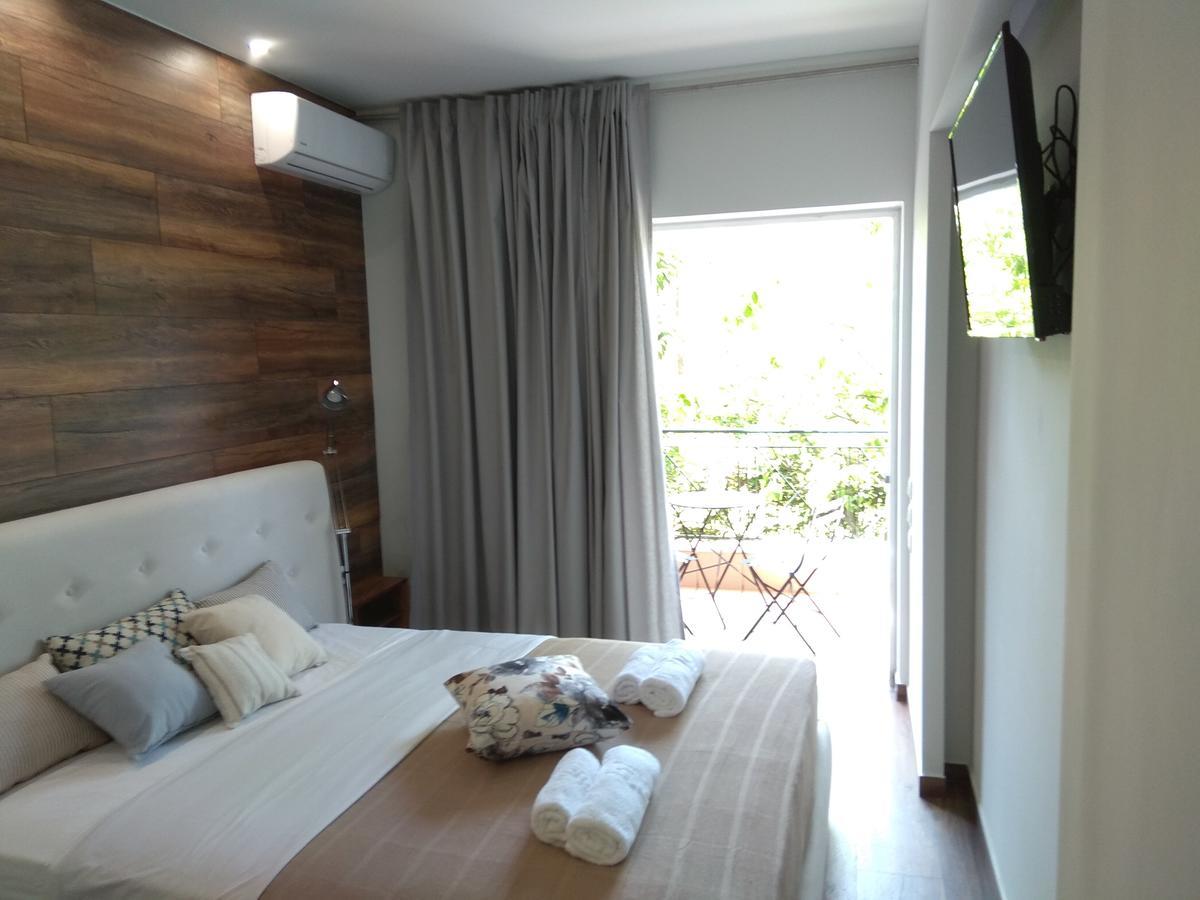 カラマタ Limonchello Bed & Breakfast エクステリア 写真